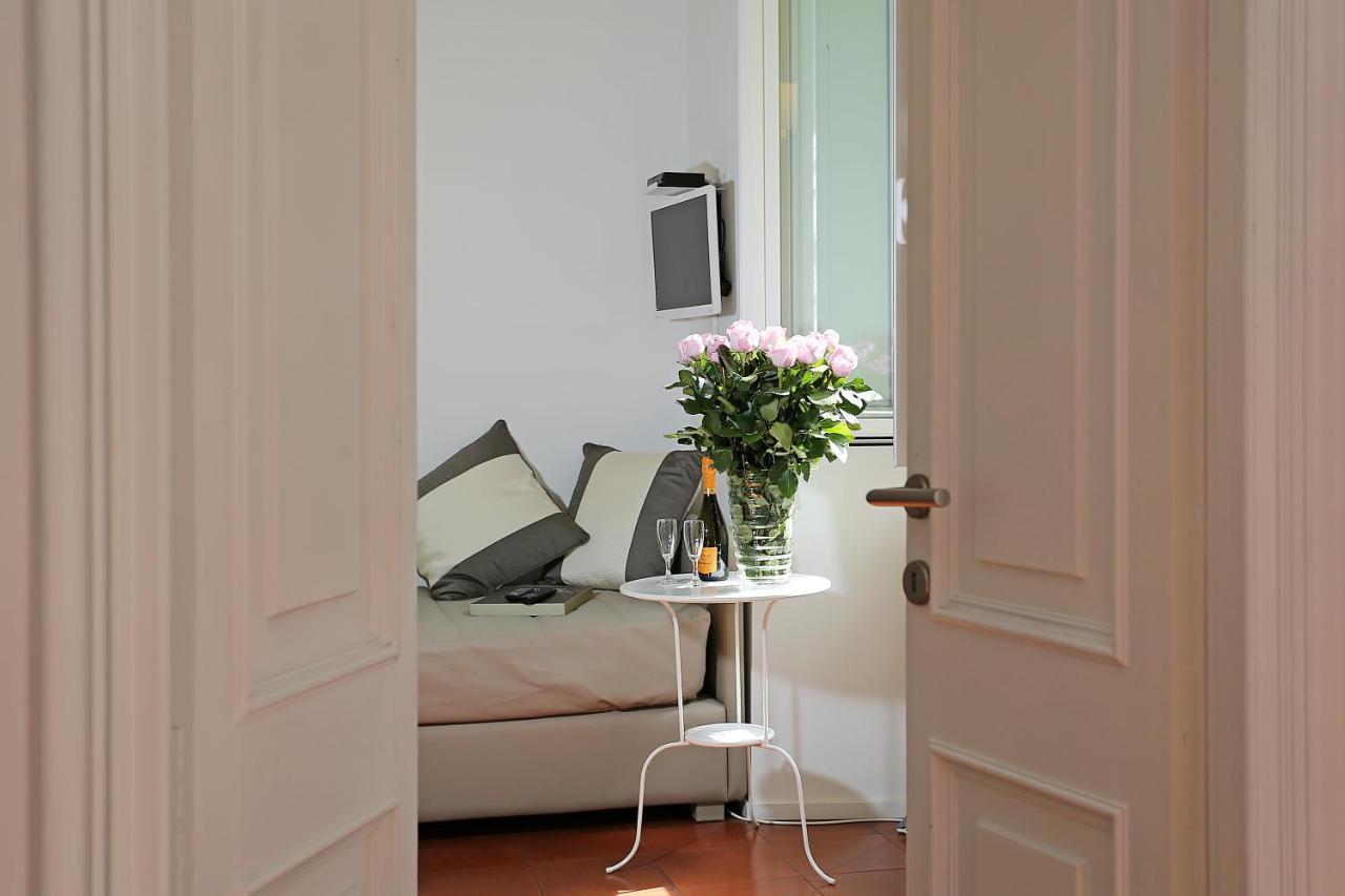 Domus Croce Bed and Breakfast Ρώμη Εξωτερικό φωτογραφία